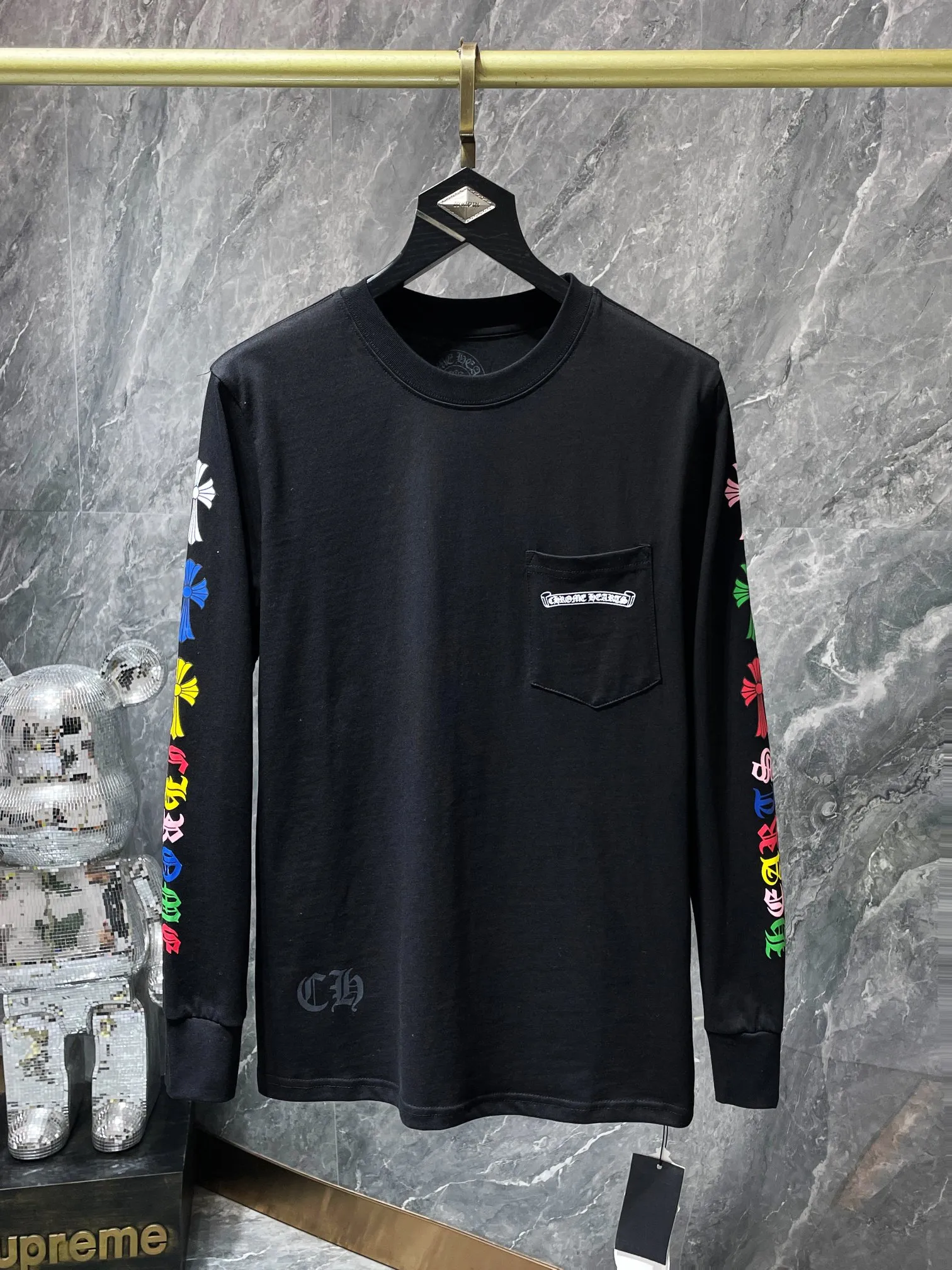 P160 Chrome Hearts🍁Long T series🍁 High-weight, environmentally friendly and high-quality top-quality fabrics Chrome classic scroll letter color cross group flower arm short sleeves Imported environmentally friendly glue printing and dyeing Counter synchronization 1:1 replica version Recommended color: black white Size: S, M, L, XL